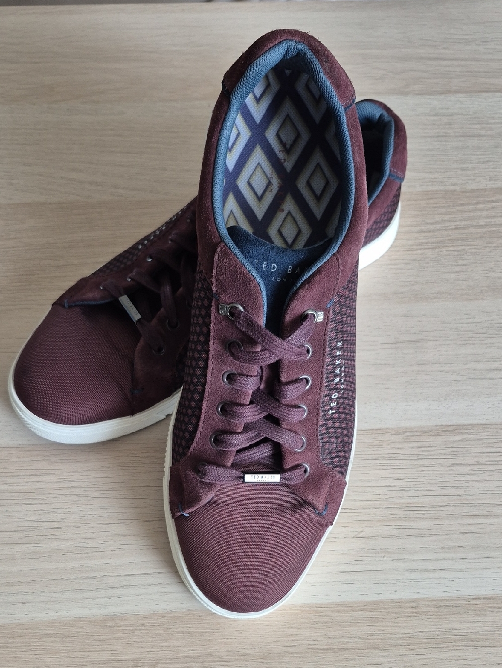 Ted Baker Men's Burgundy Lace-Up Sneakers Size 10.5